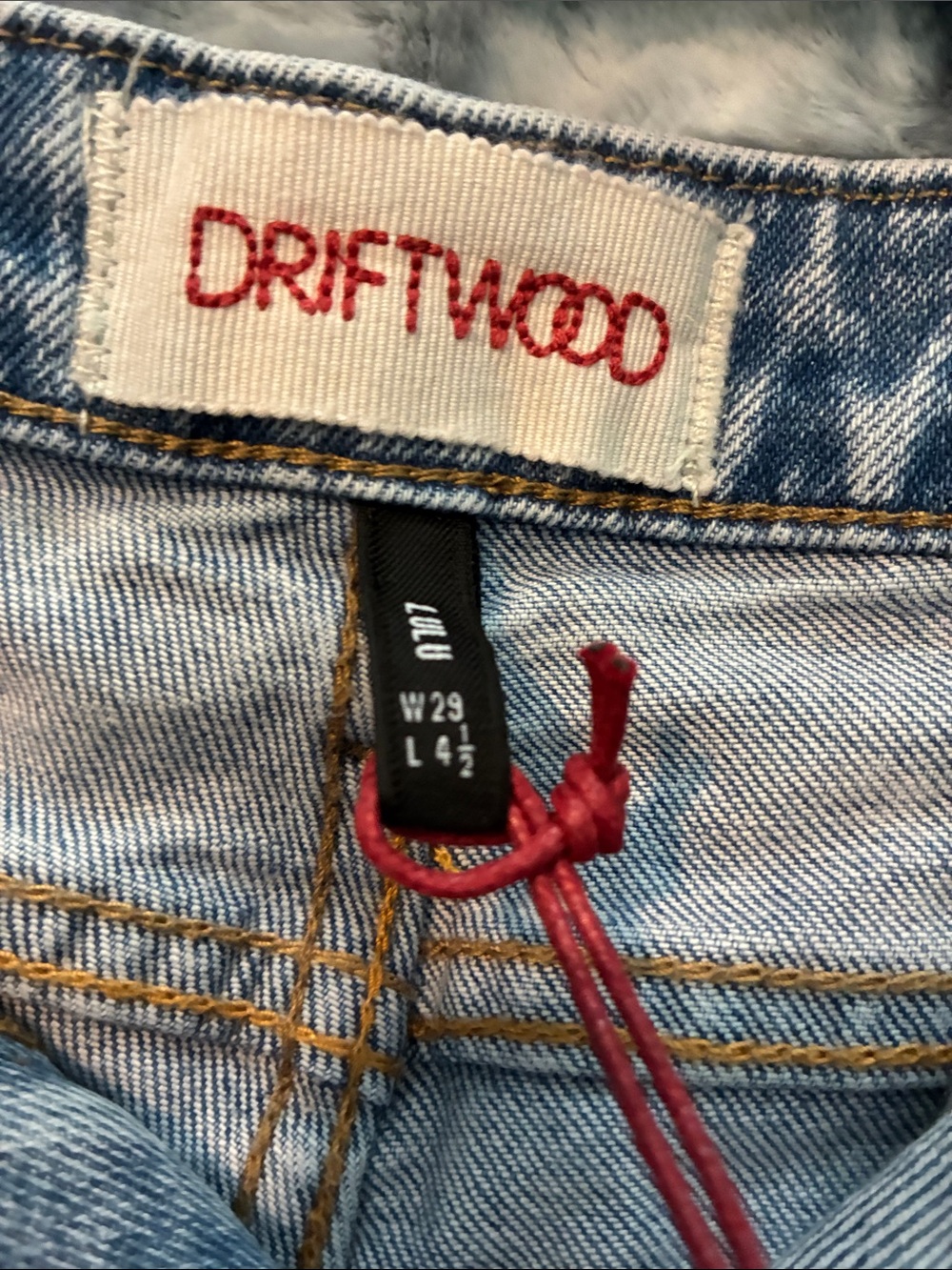 NWOT DRIFTWOOD Light Wash Denim Shorts with Pink & Navy Bandana Panels - Picture 3 of 8
